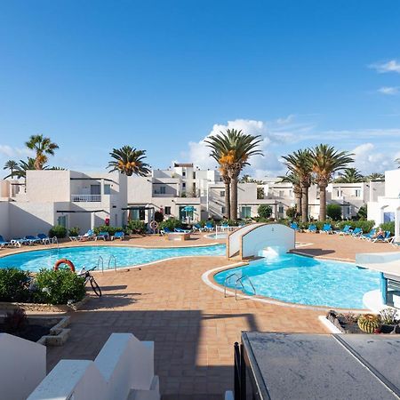 Homeforguest Apartamento 15 Con Terraza Y Piscina En Corralejo Bagian luar foto
