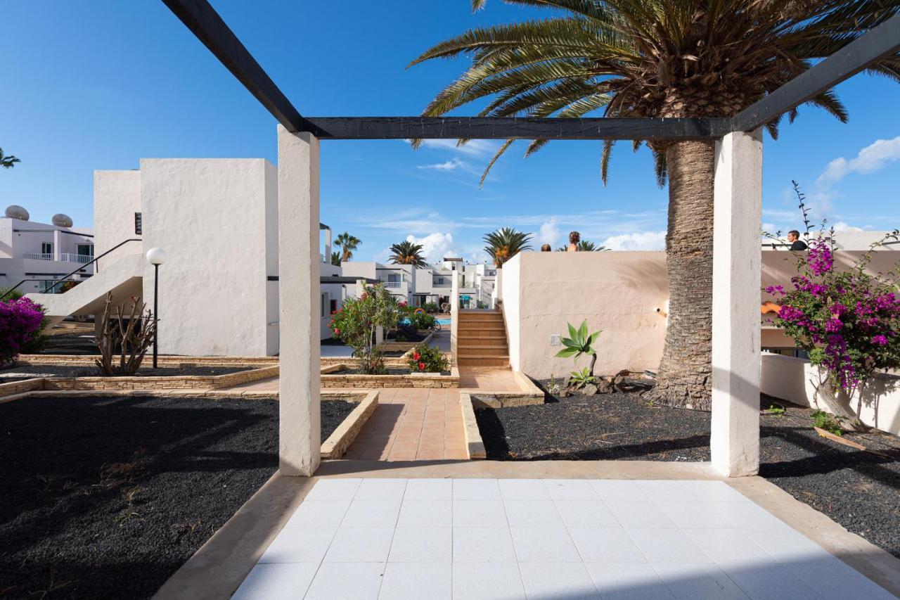 Homeforguest Apartamento 15 Con Terraza Y Piscina En Corralejo Bagian luar foto