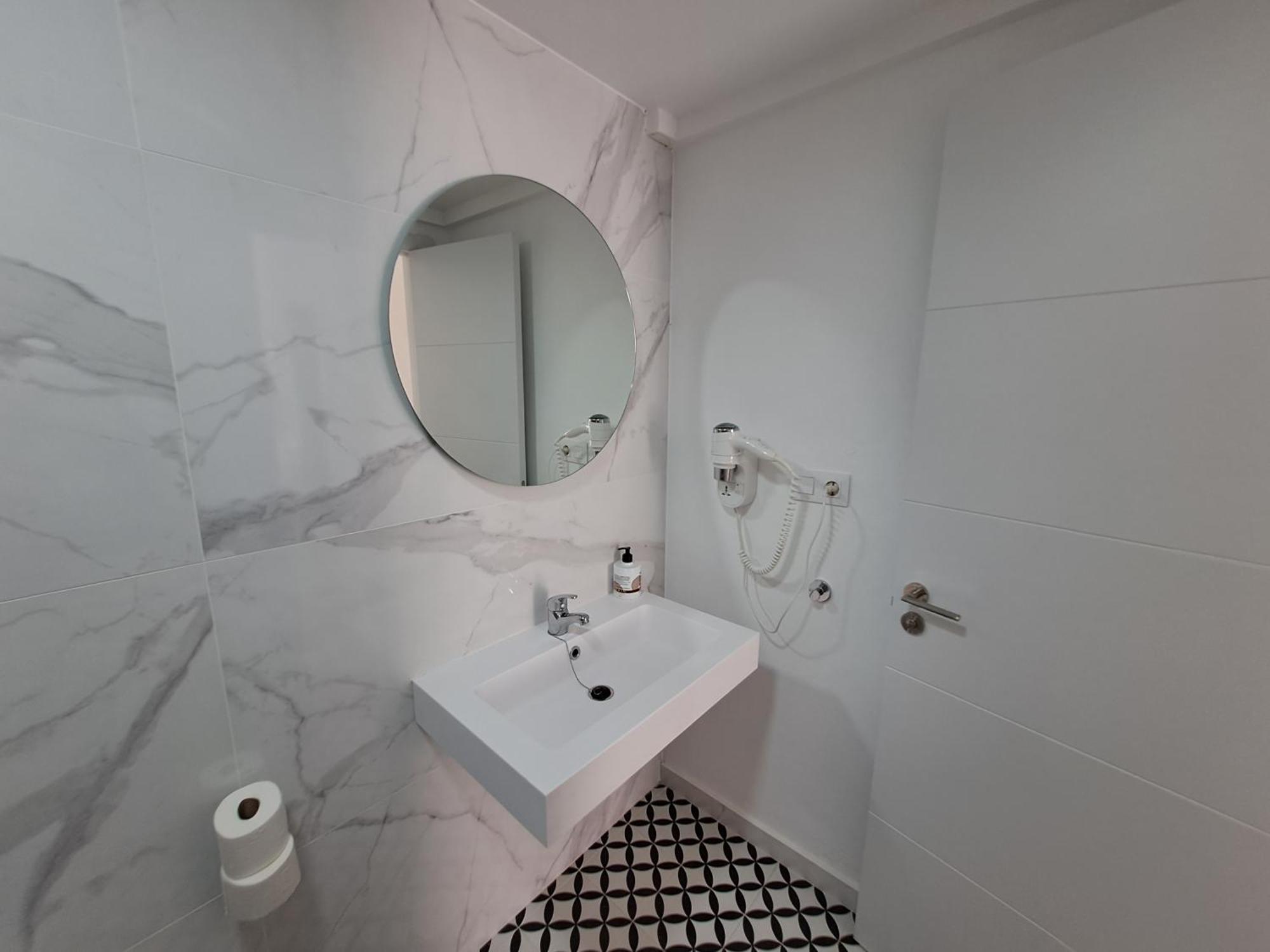 Homeforguest Apartamento 15 Con Terraza Y Piscina En Corralejo Bagian luar foto