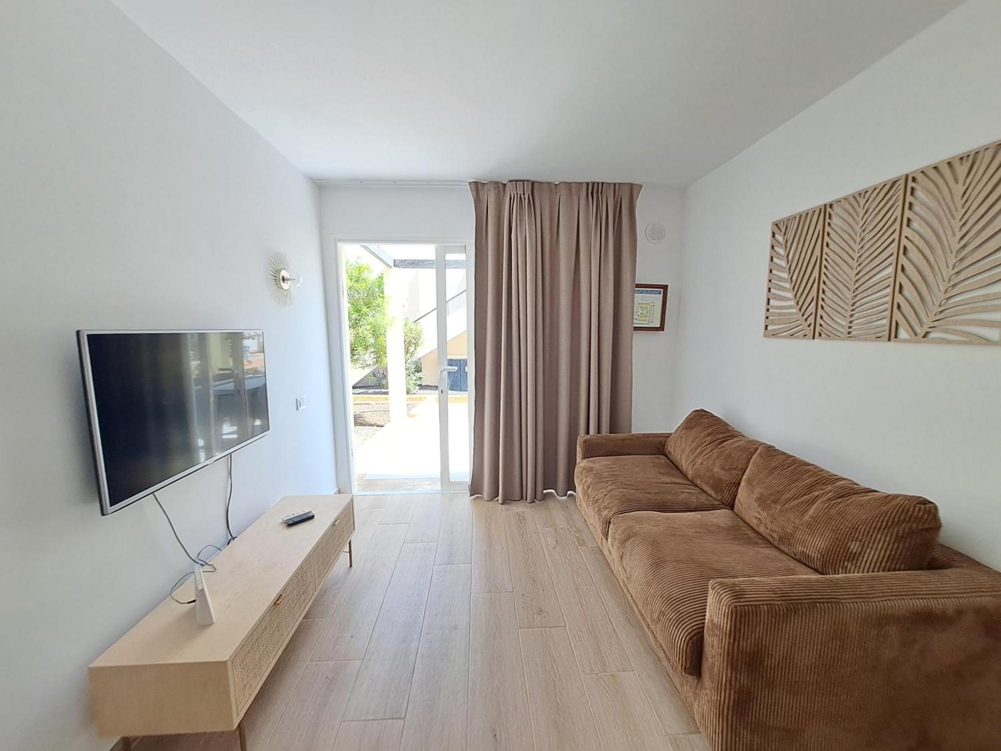 Homeforguest Apartamento 15 Con Terraza Y Piscina En Corralejo Bagian luar foto